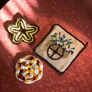 Vtg. Potholders 🌾